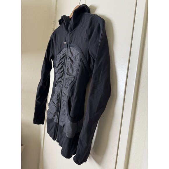 Lululemon Black And Grey Define Zip Up Hoodie Jacket Woman's Sz 6 - Picture 3 of 10